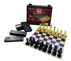 Игра 3 в 1 (шахматы, шашки, домино) 03-039
